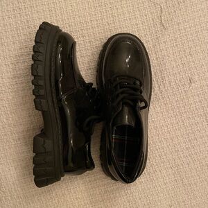 NWOB Faux Patent Leather Oxfords